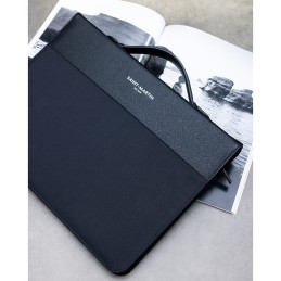 Conférencier A4 Sacha 13" SAINT MARTIN VIQUEL